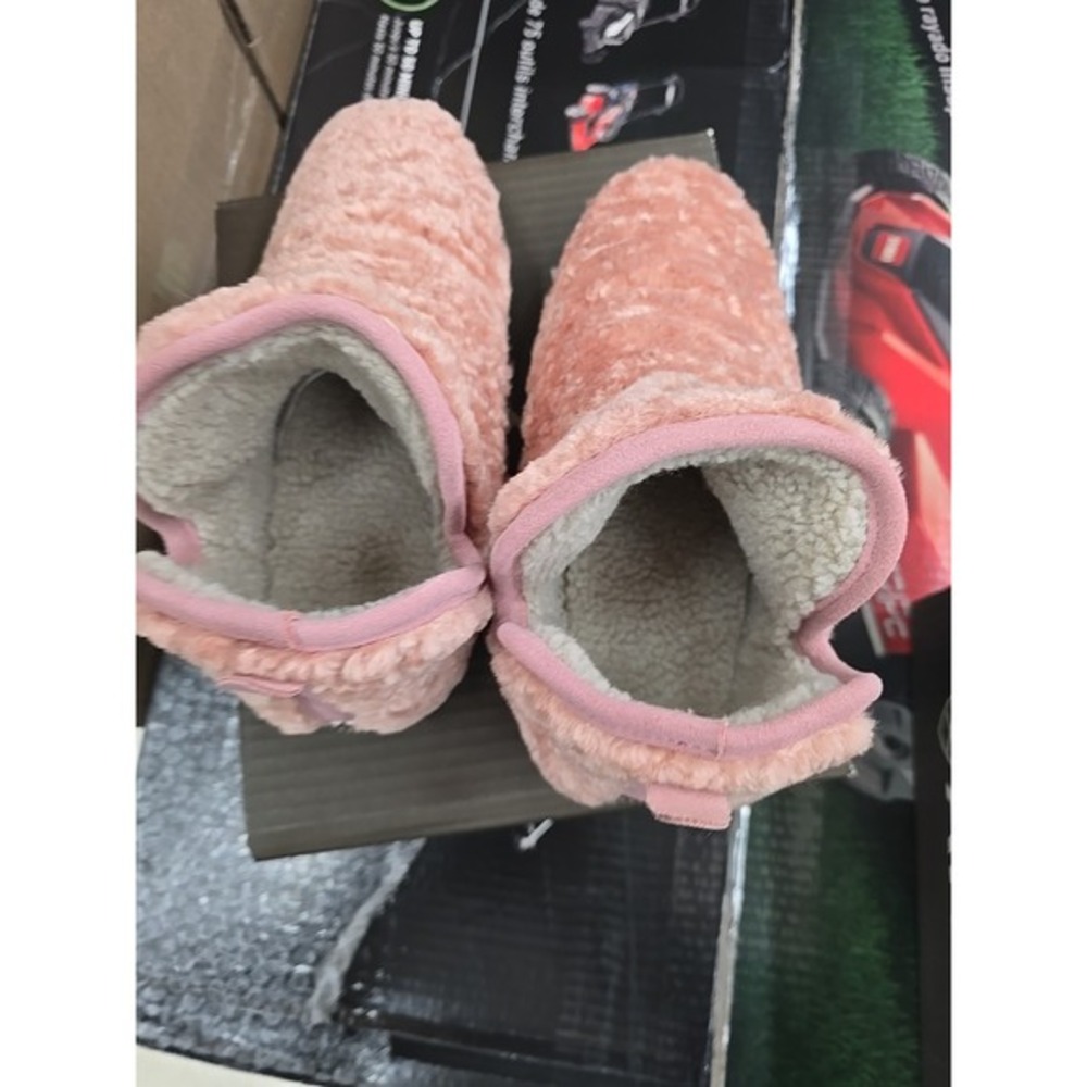 Ariat Ladies Ankle Bootie Slipper - Pink Size XS 5-6 New In Box Model 2238-650